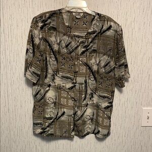 Voir Medium Women Blouse Elegant Abstract Button Down Shirt in Tan and Black